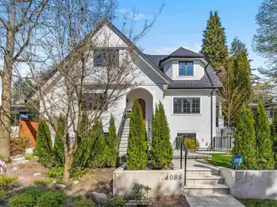3 4088 MAPLE CRESCENT, Vancouver BC V6J 4B2