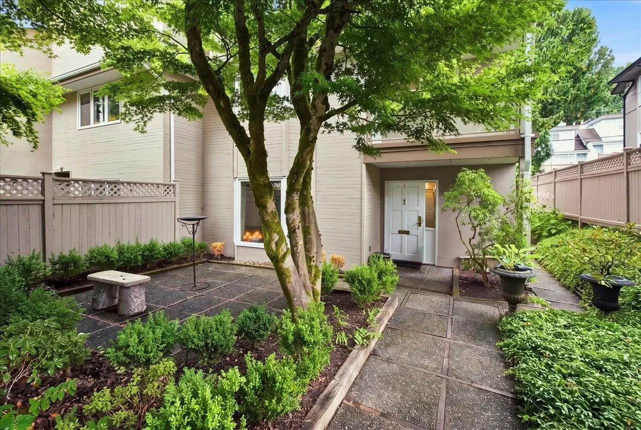 1 1176 W 15TH AVENUE, Vancouver BC V6H 1R8