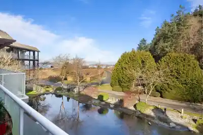 320 1120 TSATSU SHORES DRIVE, Tsawwassen BC V4M 4G3