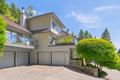 5723 OWL COURT, North Vancouver BC V7R 4V1