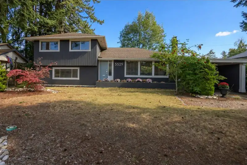 5529 8A AVENUE, Delta