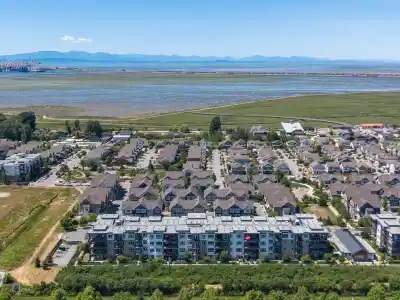413 1792 STARLING DRIVE, Tsawwassen BC V4M 0E4