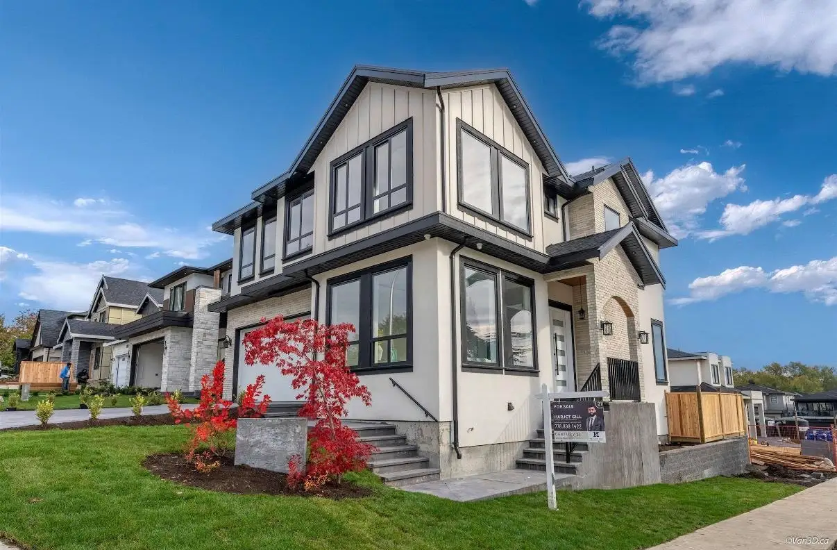 20453 69 AVENUE, Langley BC V2Y 1R2