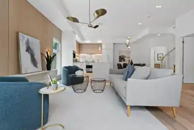 5485 LARCH STREET, Vancouver BC V5P 2E6