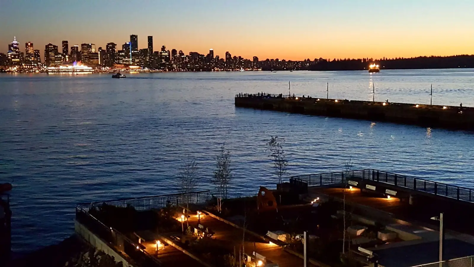 303 199 VICTORY SHIP WAY, North Vancouver BC V7L 0E2