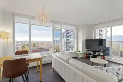 1602 5515 BOUNDARY ROAD, Vancouver BC V5R 0E3
