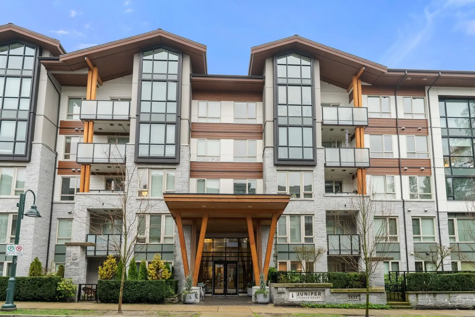 503 2632 LIBRARY LANE, North Vancouver BC V7J 0B8