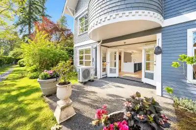 103 3399 CAPILANO CRESCENT, North Vancouver BC V7R 4W7