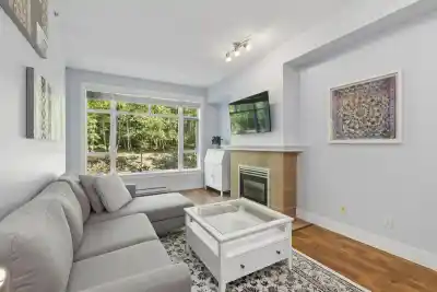 321 3600 WINDCREST DRIVE, North Vancouver BC V7G 2S5