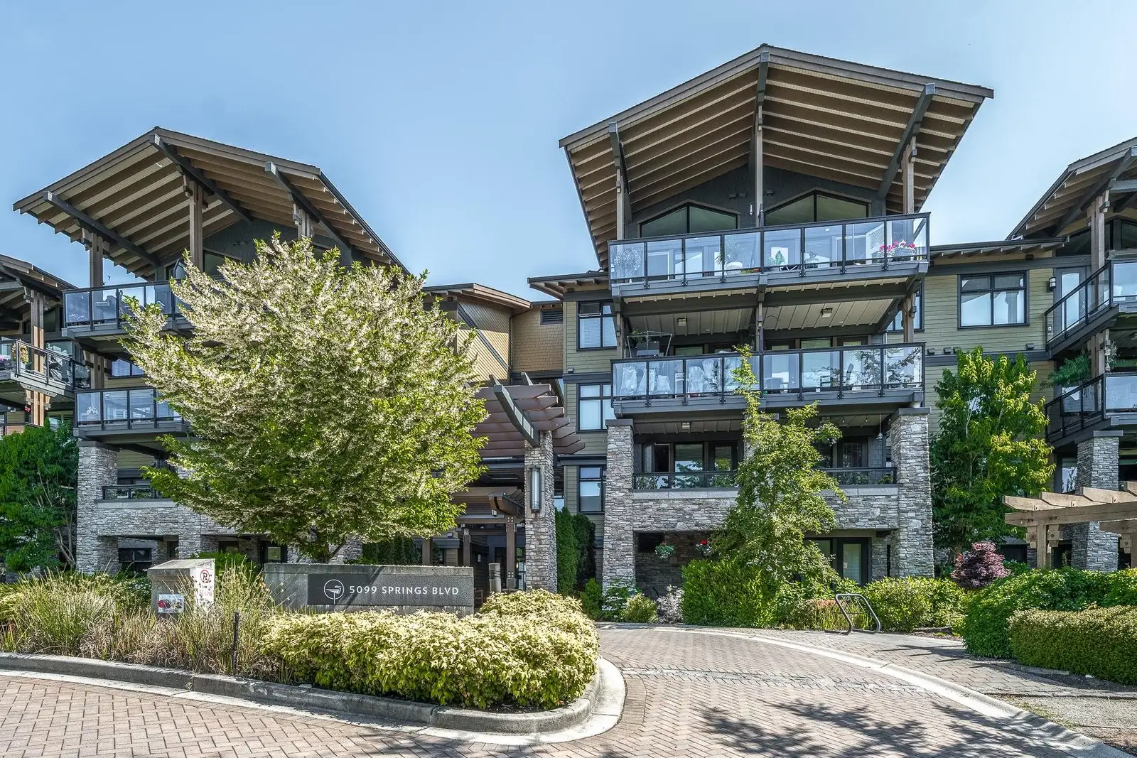 210 5099 SPRINGS BOULEVARD, Tsawwassen BC V4M 0A2