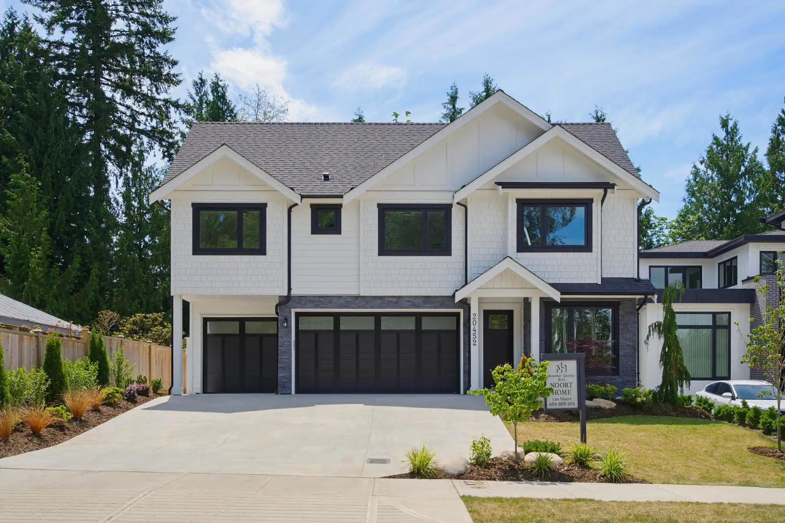 20452 46A AVENUE, Langley BC V3A 3J8
