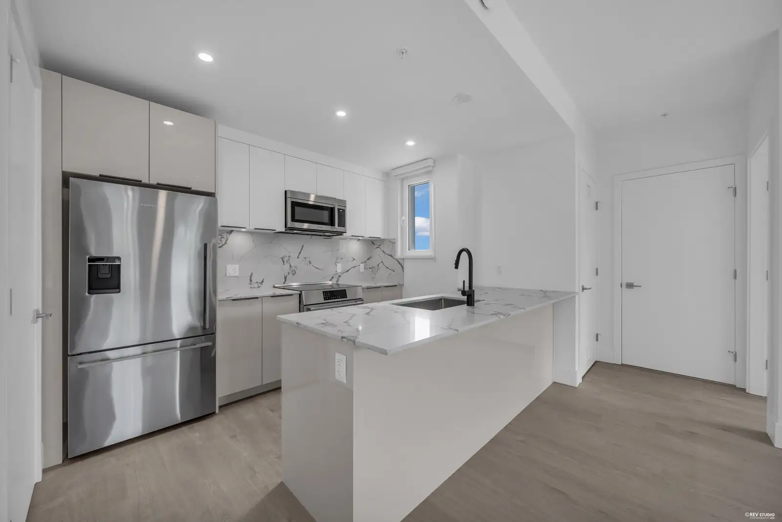 309 2250 E 1ST AVENUE, Vancouver BC V5N 0K2