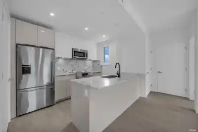 309 2250 E 1ST AVENUE, Vancouver BC V5N 0K2