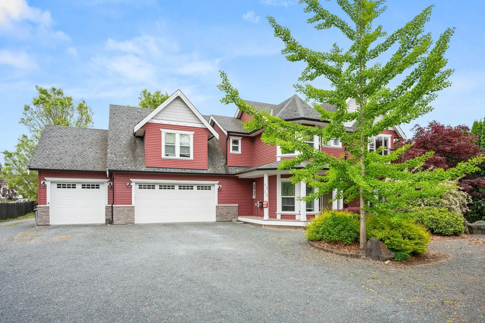 4922 215 STREET, Langley BC V3A 2L9