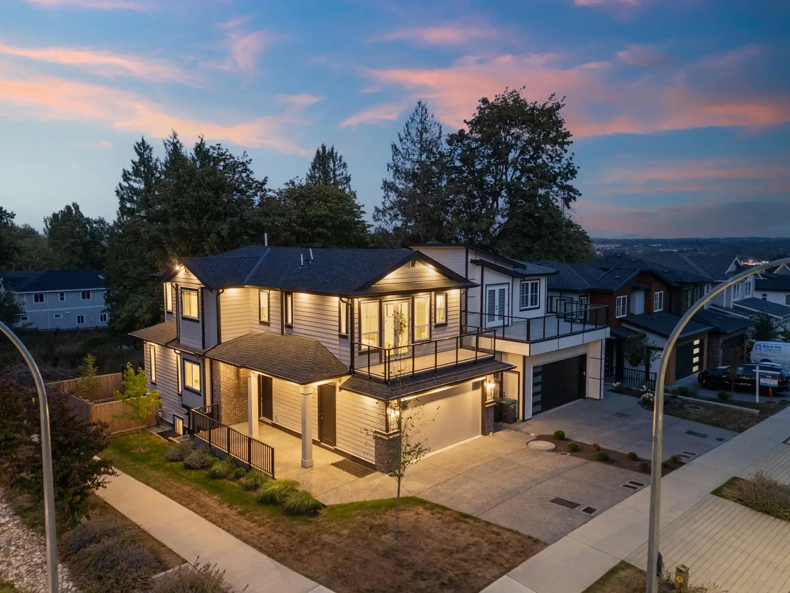 7028 205 STREET, Langley BC V2Y 1S9