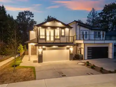 7028 205 STREET, Langley BC V2Y 1S9
