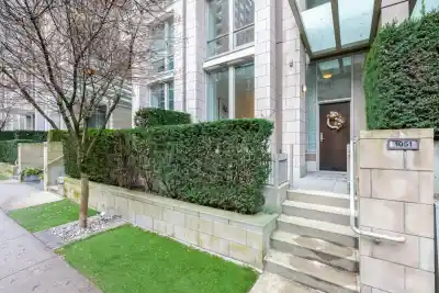 1051 RICHARDS STREET, Vancouver BC V6B 0C2