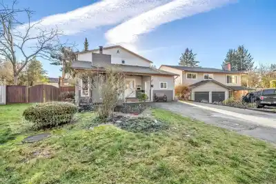 11802 80A AVENUE, Delta BC V4C 7T9