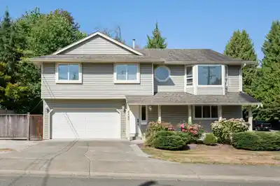 4995 202A STREET, Langley BC V3A 1T6