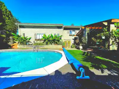 19717 48A AVENUE, Langley BC V3A 4W2