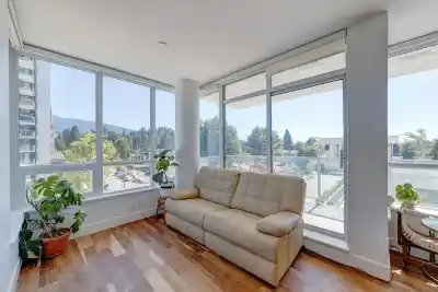 301 1675 LIONS GATE LANE, North Vancouver BC V7P 3B4