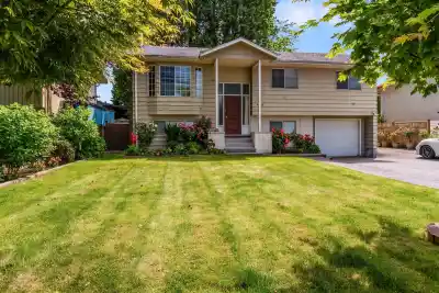 8082 112 STREET, Delta BC V4C 4W3