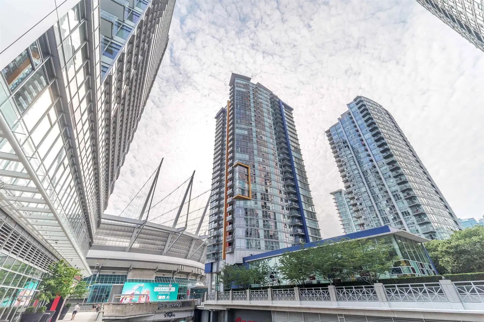 2308 111 W GEORGIA STREET, Vancouver BC V6B 1T8