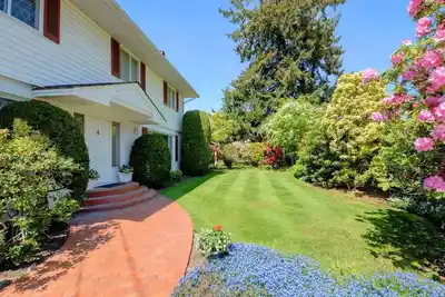 1223 52 STREET, Delta BC V4M 2Z1