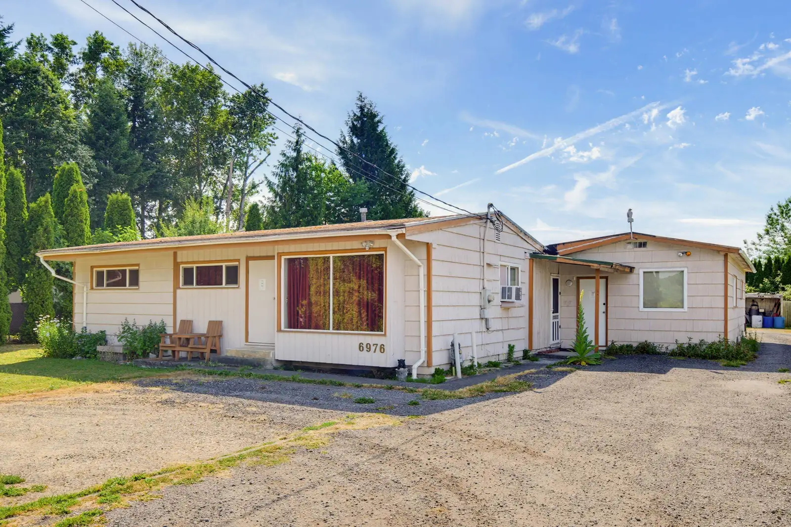 6976 GLOVER ROAD, Langley BC V2Y 1X9