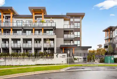 104 1942 STARLING DRIVE, Tsawwassen BC V4M 0H1