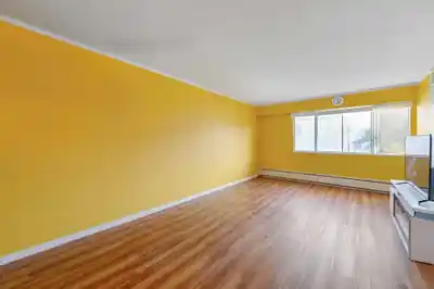 325 11806 88 AVENUE, Delta BC V4C 3C5