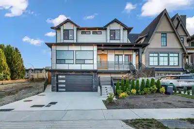 6911 205 STREET, Langley BC V2Y 1R2