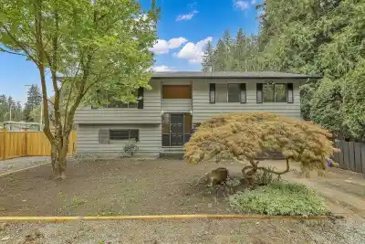 19984 44 AVENUE, Langley BC V3A 3E2