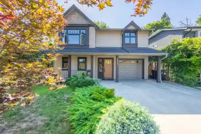20978 92 AVENUE, Langley BC V1M 2B4