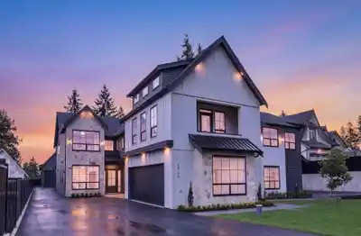 23709 40 AVENUE, Langley BC V2Z 2J9