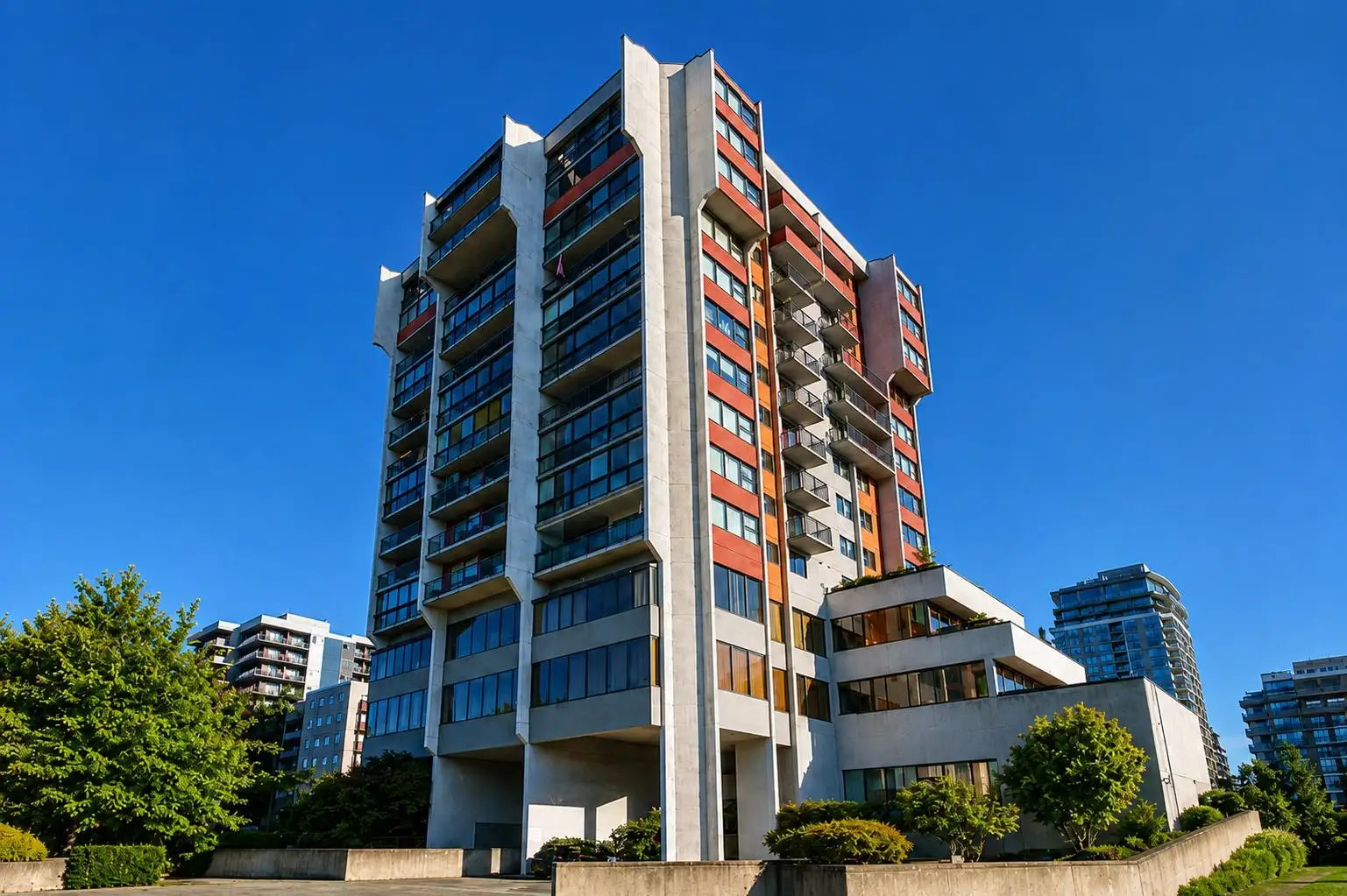 507 1515 EASTERN AVENUE, North Vancouver BC V7L 4R2