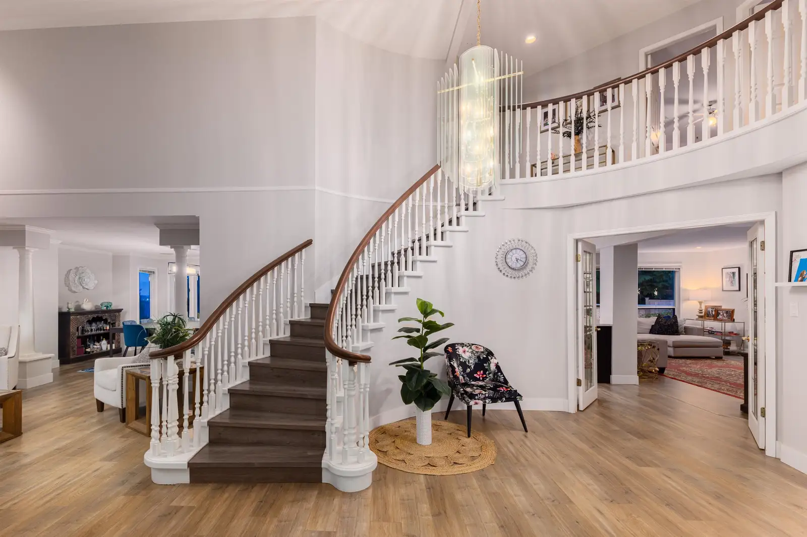 4702 STAHAKEN COURT, Tsawwassen BC V4M 4B9