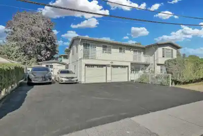 11183 74A AVENUE, Delta BC V4C 7C4