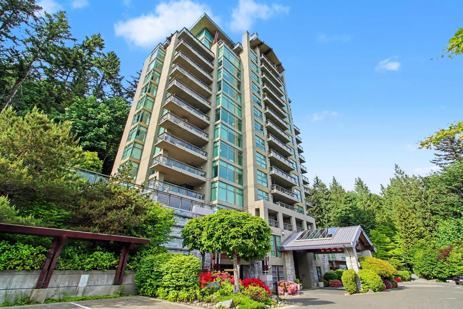 503 3315 CYPRESS PLACE, West Vancouver BC V7S 3J7