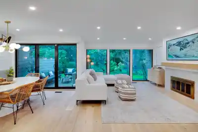2159 MCMULLEN AVENUE, Vancouver BC V6L 3B3