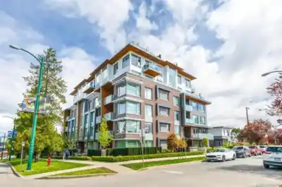 487 W 26TH AVENUE, Vancouver BC V5Y 0M8