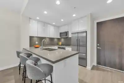 315 255 W 1ST STREET, North Vancouver BC V7M 3G8