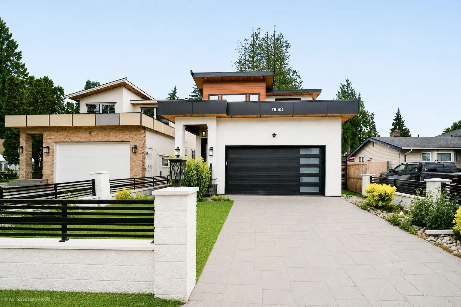 11688 96 AVENUE, Delta BC V4C 3W7