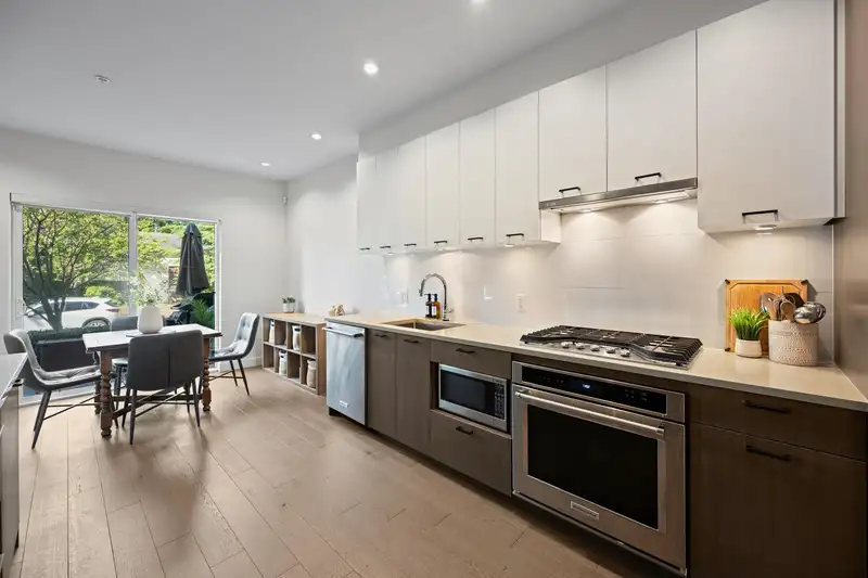 204 1738 55A STREET, Tsawwassen