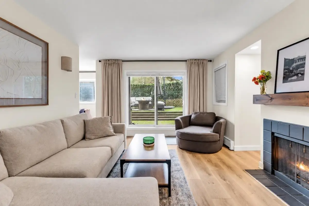 102 1935 W 1ST AVENUE, Vancouver BC V6J 1G7