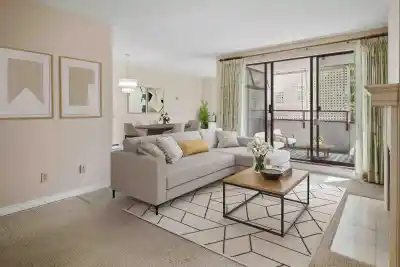 105 1042 NELSON STREET, Vancouver BC V6E 1H8