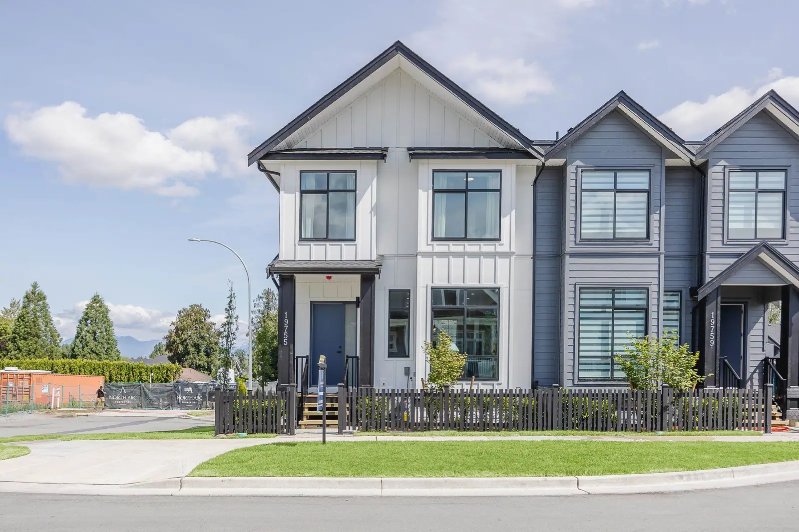19755 75B AVENUE, Langley BC V2Y 1S1