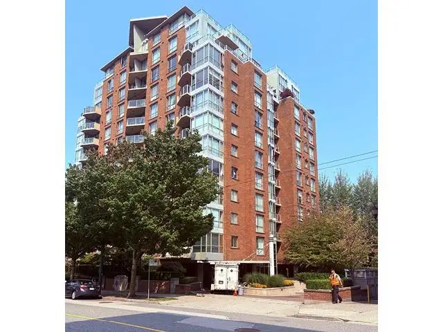 707 1575 W 10TH AVENUE, Vancouver BC V6J 5L1