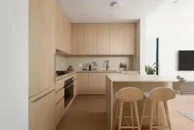2407 N GRANDVIEW HIGHWAY, Vancouver BC V5M 2E1