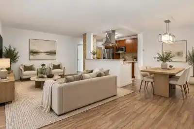603 2020 FULLERTON AVENUE, North Vancouver BC V7P 3G3